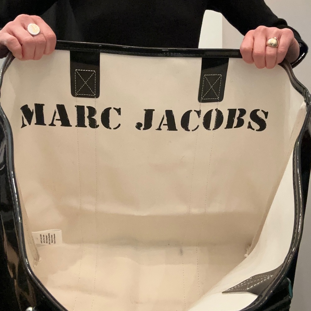Marc Jacobs Jumbo patent leather tote